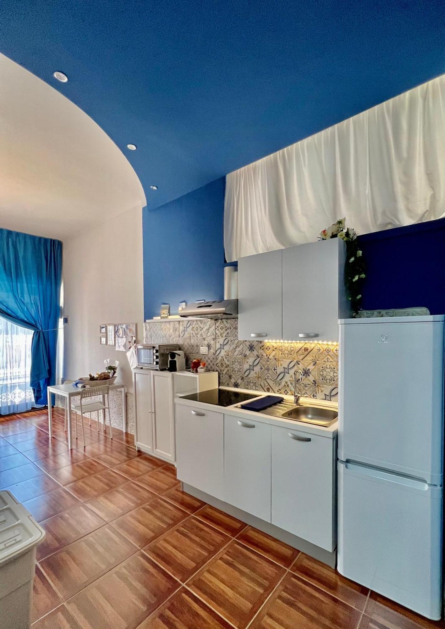 Casadamare Holiday Home 焦维纳佐 外观 照片