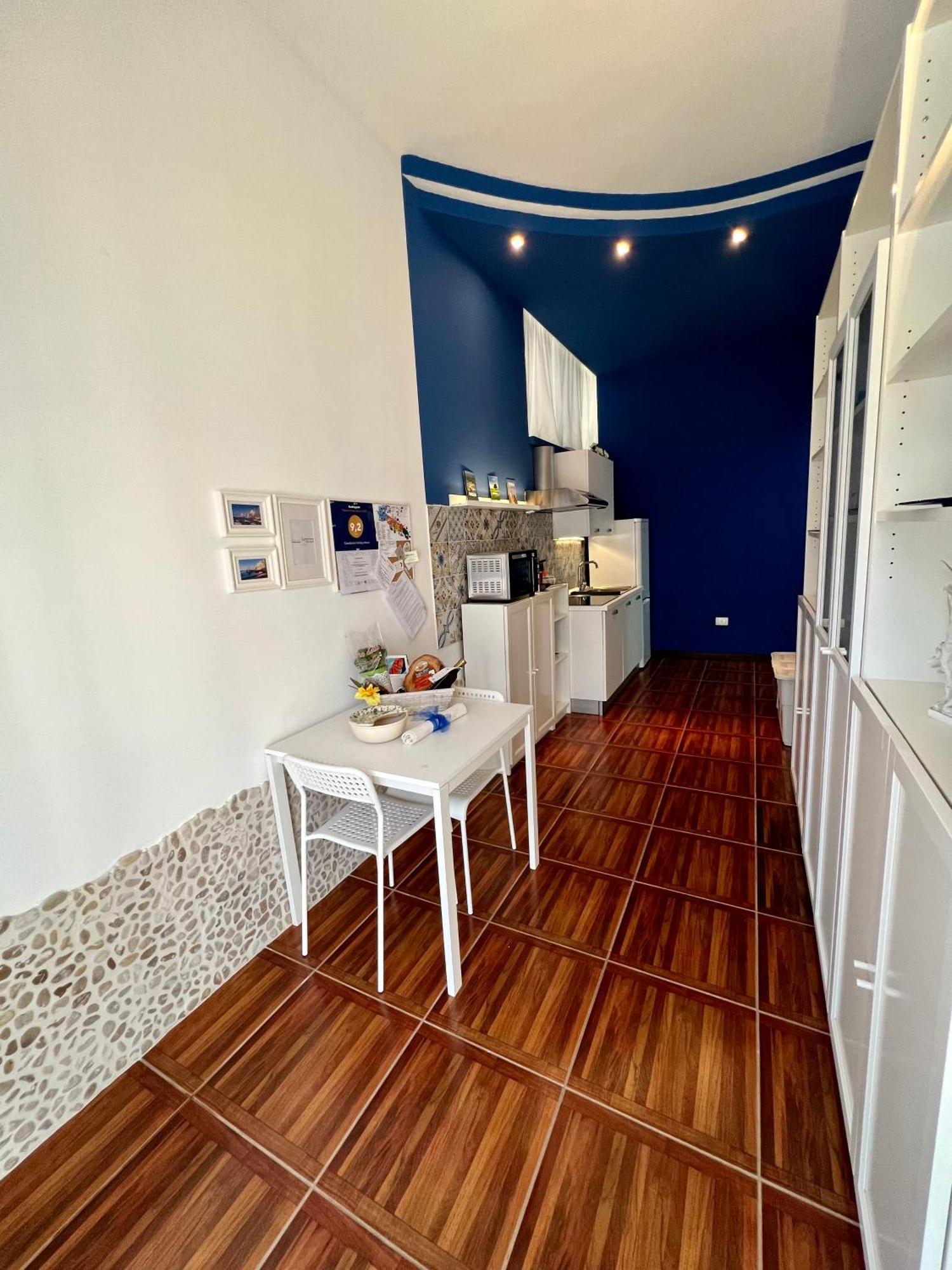 Casadamare Holiday Home 焦维纳佐 外观 照片