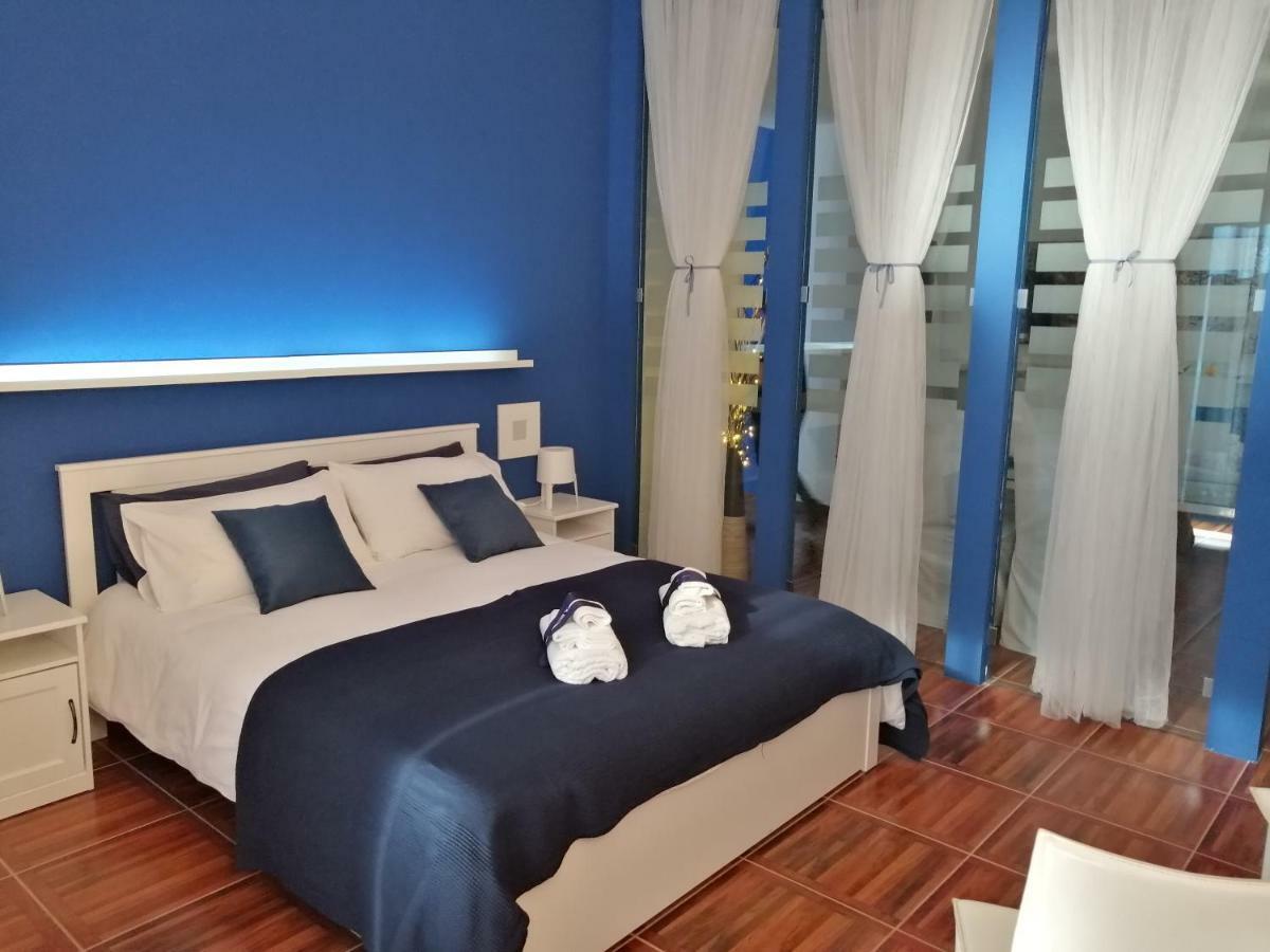 Casadamare Holiday Home 焦维纳佐 外观 照片