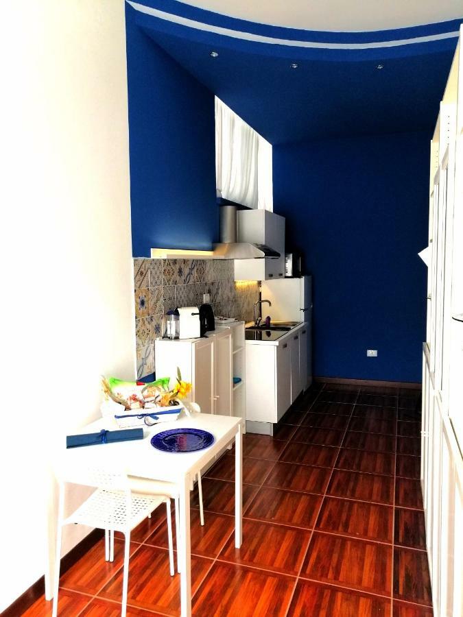 Casadamare Holiday Home 焦维纳佐 外观 照片